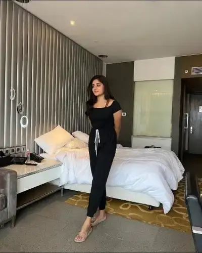 Call Girls Service in Mhow